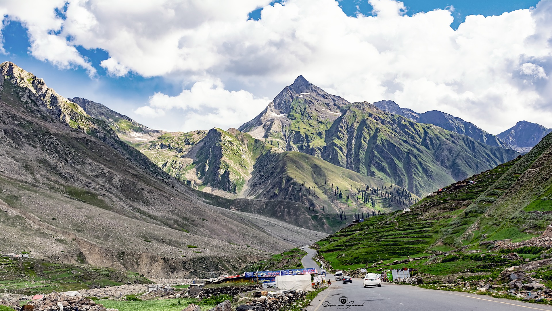 Beuatiful road in Naran,Pakistan.